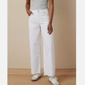 American Eagle Wide Leg Strigid White Jeans